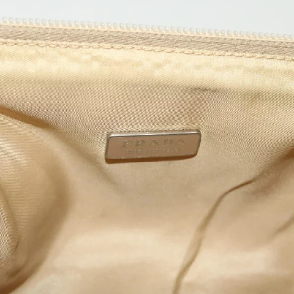 Prada Vintage Pre-owned Nylon clutches Beige Dames