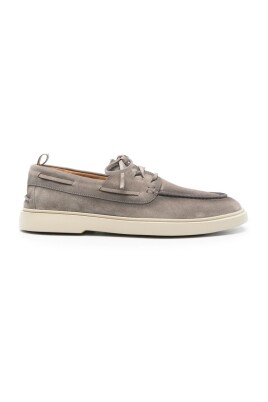 grigio-sandalen-elegante-stijl