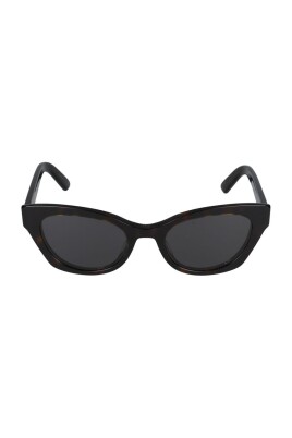 chic-woman-sunglasses-midnight-style