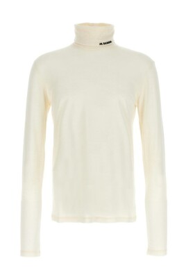turtleneck-sweater