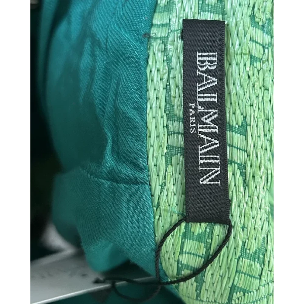 Balmain Pre-owned Nylon bottoms Green Dames