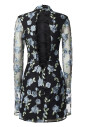 robe-a-manches-longues-noire-a-fleurs