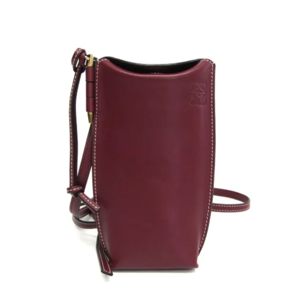 Loewe Pre-owned Leather crossbody-bags Red Dames