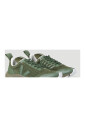 runner-sneakers