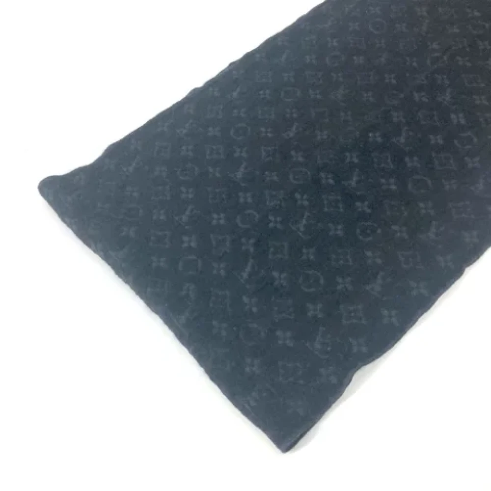 Louis Vuitton Vintage Pre-owned Wool scarves Black Dames