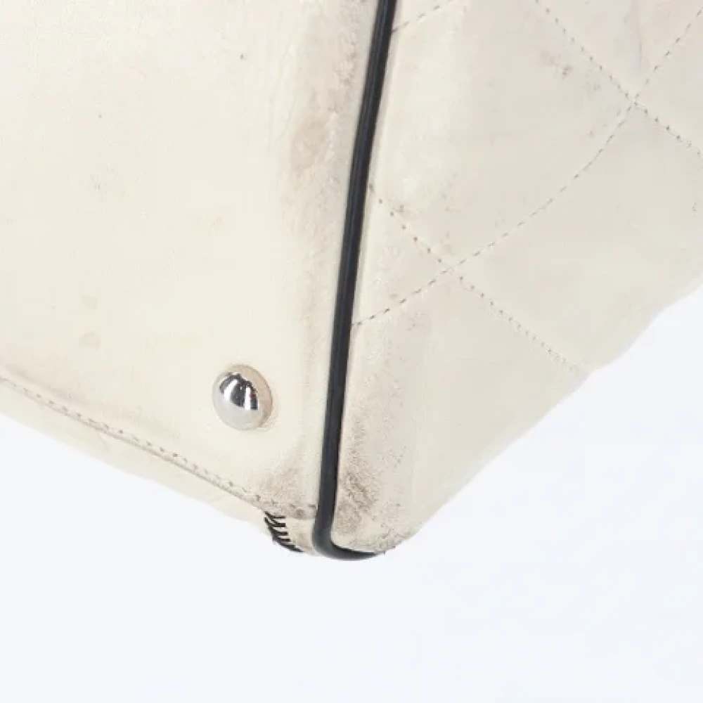 Chanel Vintage Pre-owned Leather chanel-bags Beige Dames