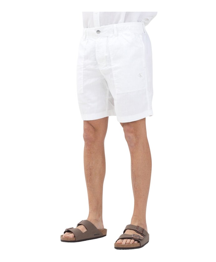 shorts-en-lin-blanc-style-classique