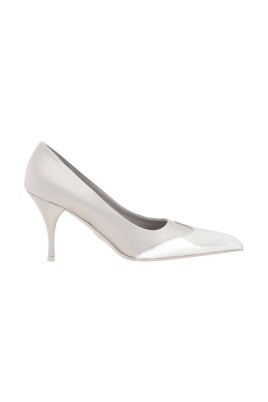 metallic-pumps-with-silk-finish