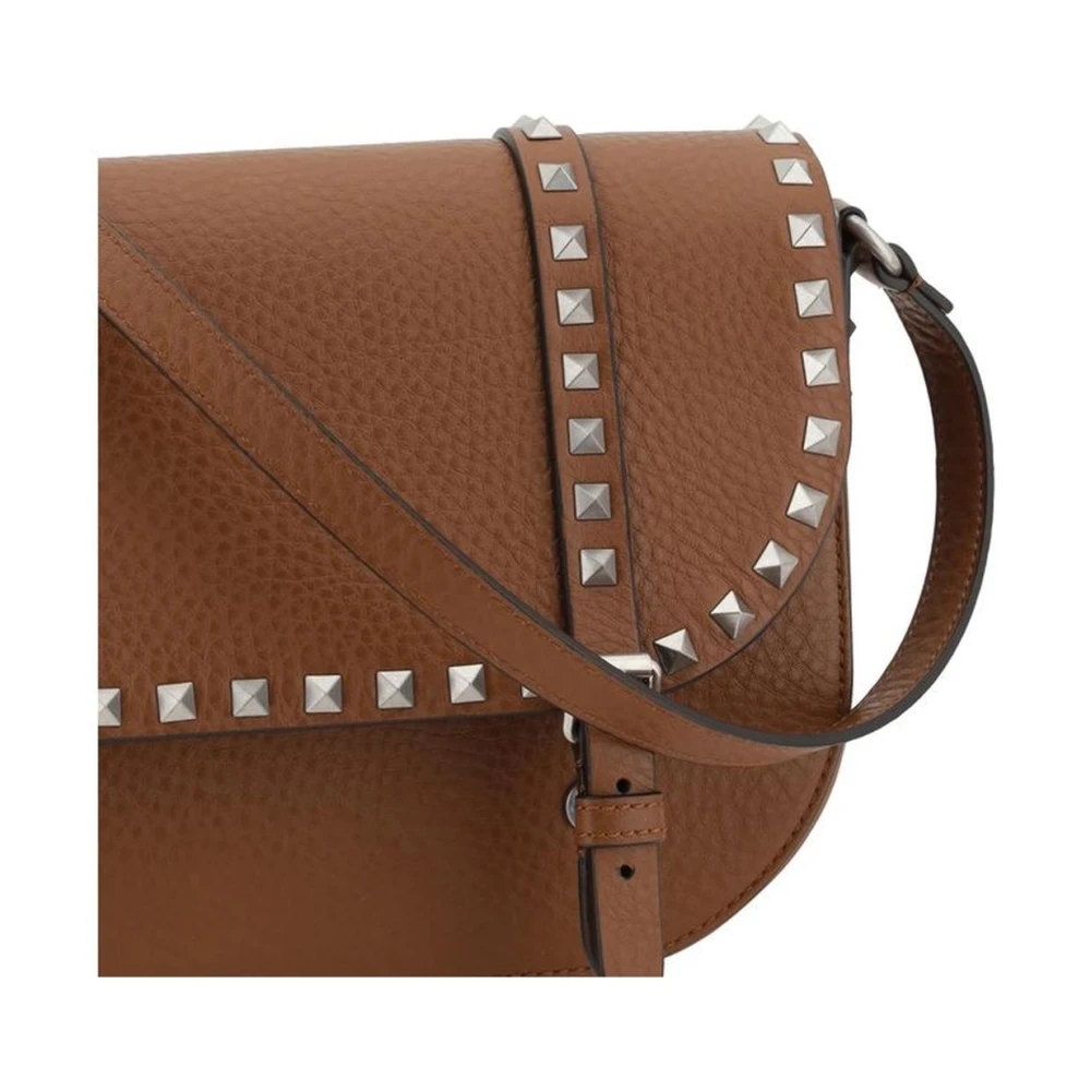 Valentino Garavani Gestudeerde Leren Messenger Tas Brown Heren