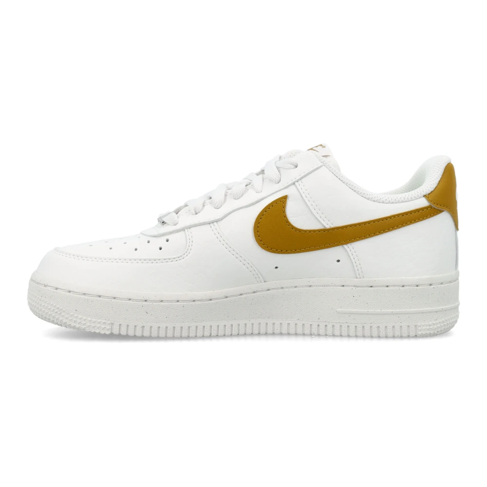 Nike Air Force 1 07 SE Dames Sneakers White Dames