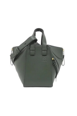 pre-owned-leather-shoulder-bags