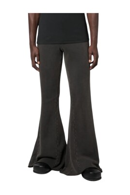 black-flare-jeans