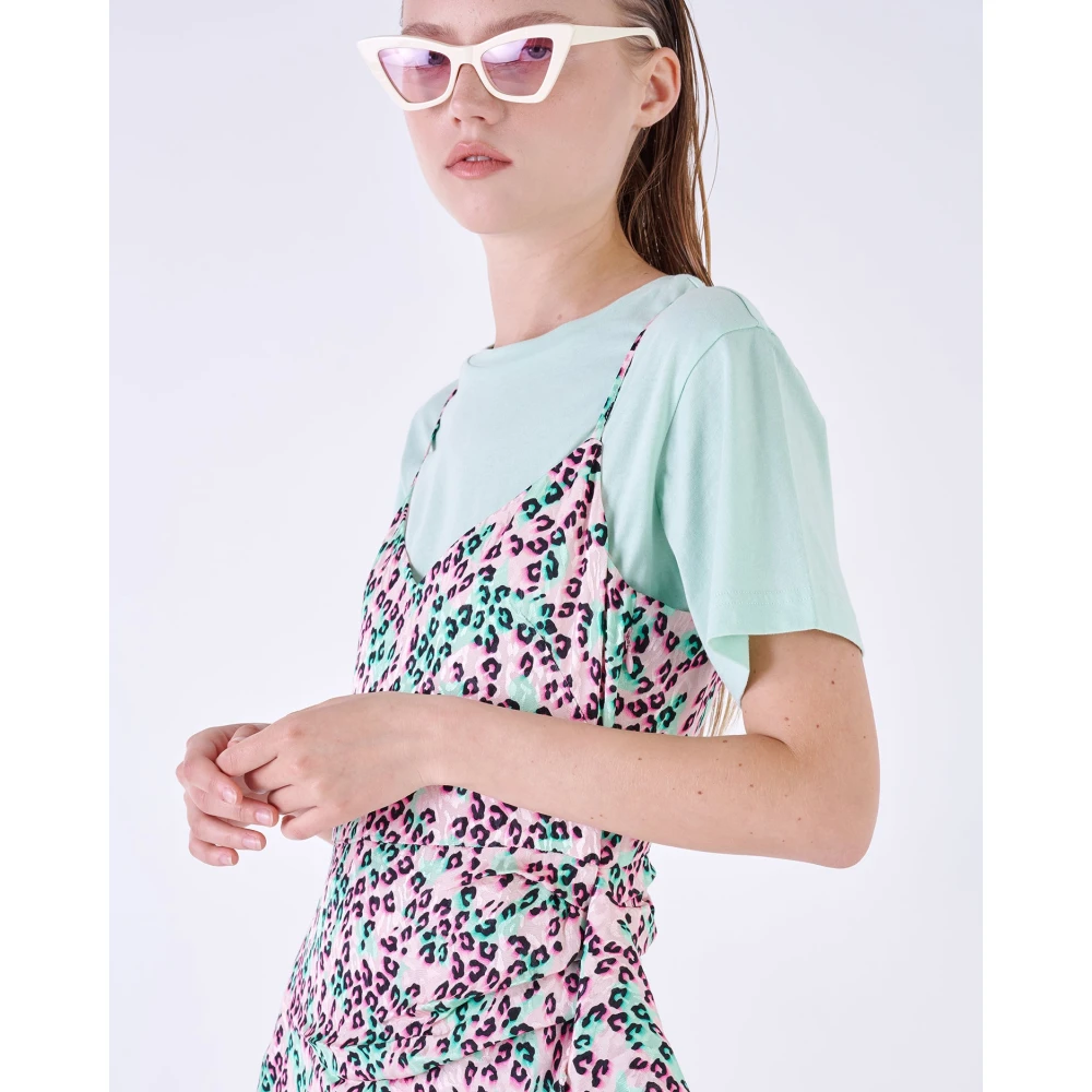Silvian Heach Luipaardprint Midi Jurk met Ruches Pink Dames