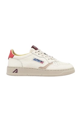 sneakers-roses-pour-femmes-ss25