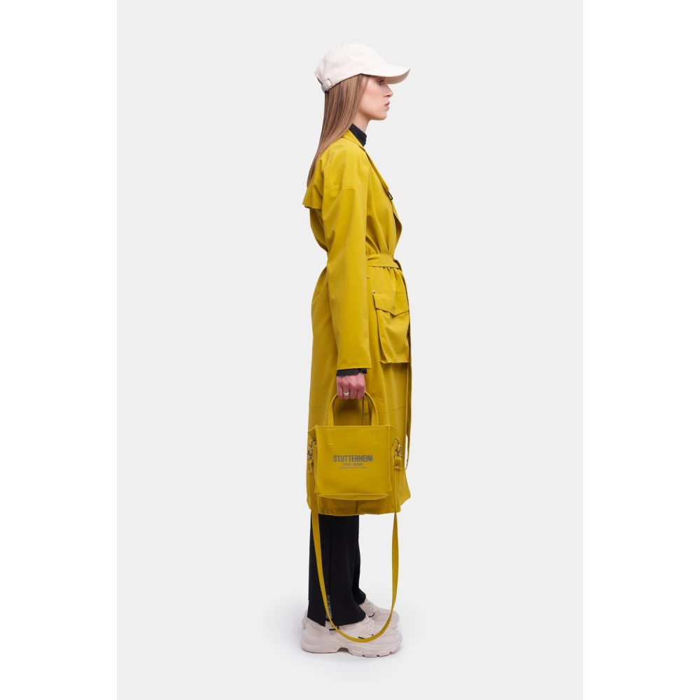 Stutterheim Matte Trenchcoat met Modern Design Yellow Dames