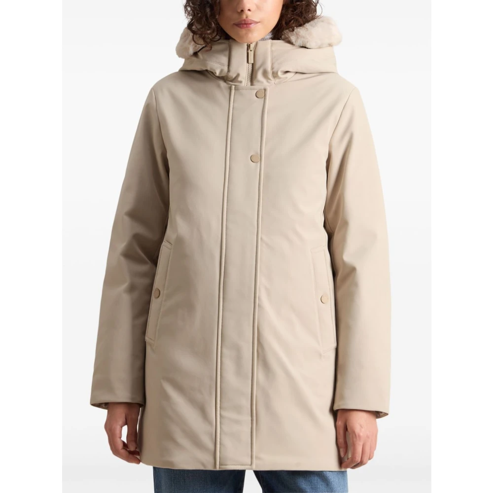 Woolrich Stijlvolle Oxford Tan Parka voor vrouwen Beige Dames