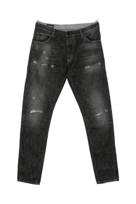 J09 Slim Tapered Jeans
