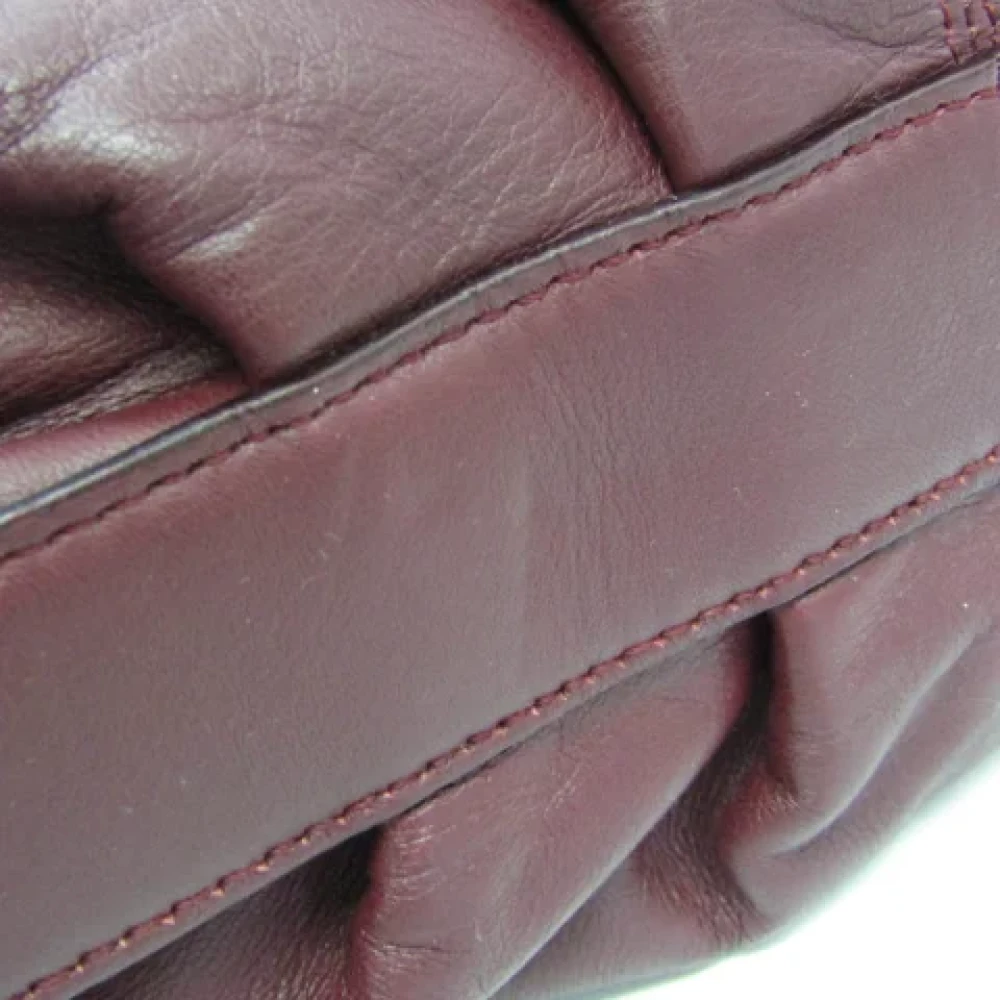 Salvatore Ferragamo Pre-owned Leather shoulder-bags Red Dames