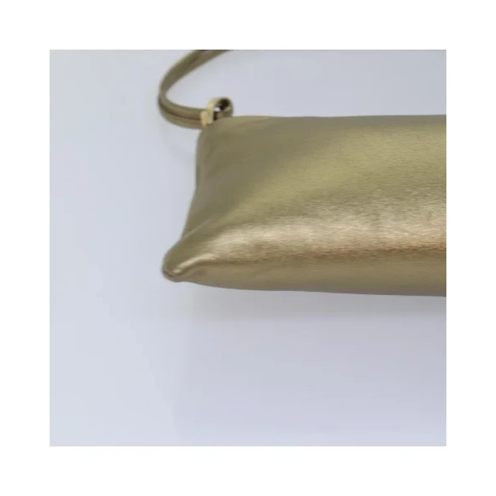 Salvatore Ferragamo Pre-owned Leather shoulder-bags Beige Dames