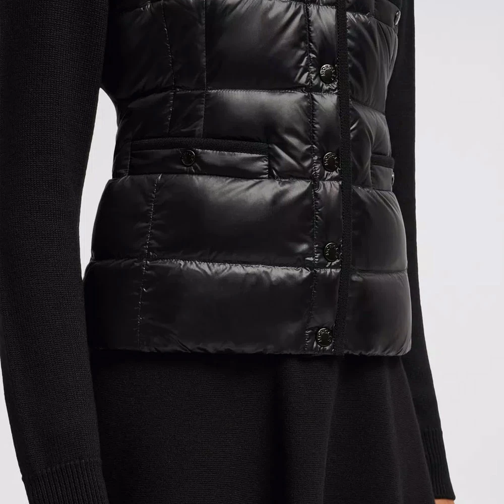 Moncler Gewatteerde wollen vest Elegant Klassiek Black Dames