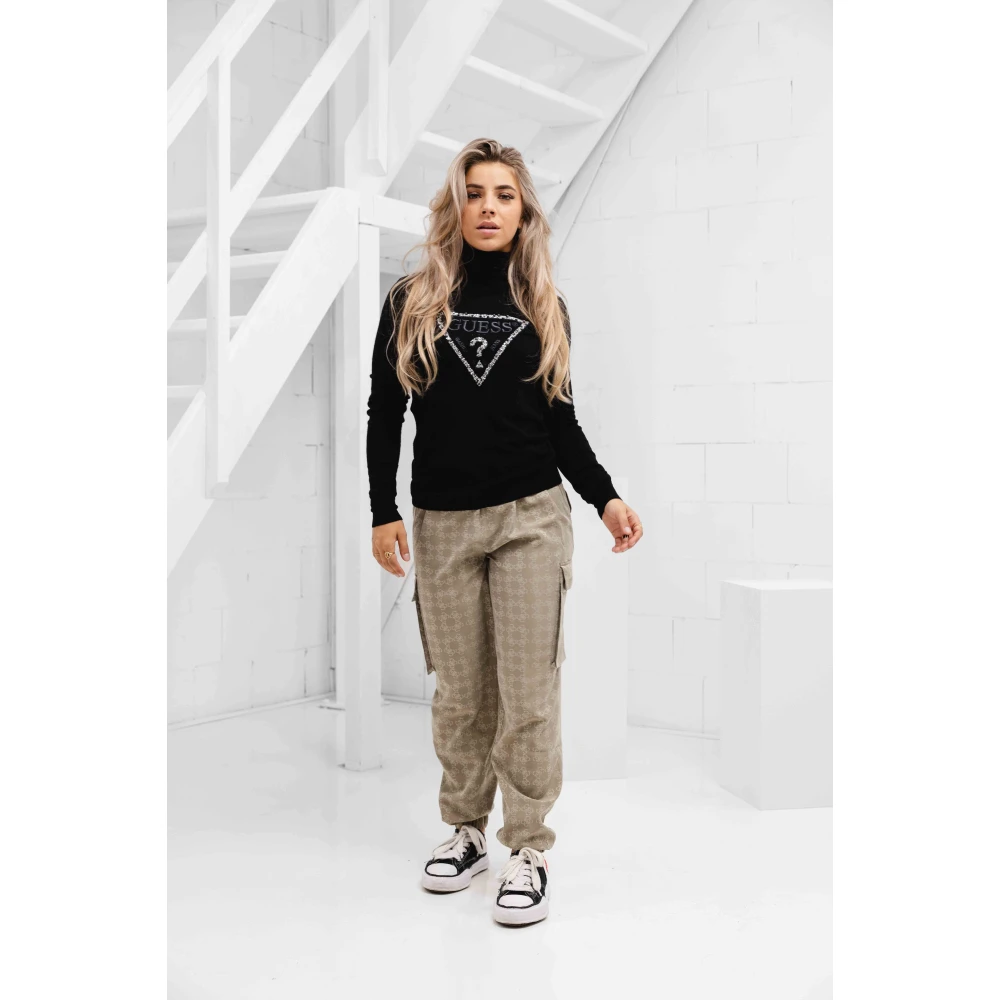 Guess Triangle Logo Sweater Dames Zwart Black Dames