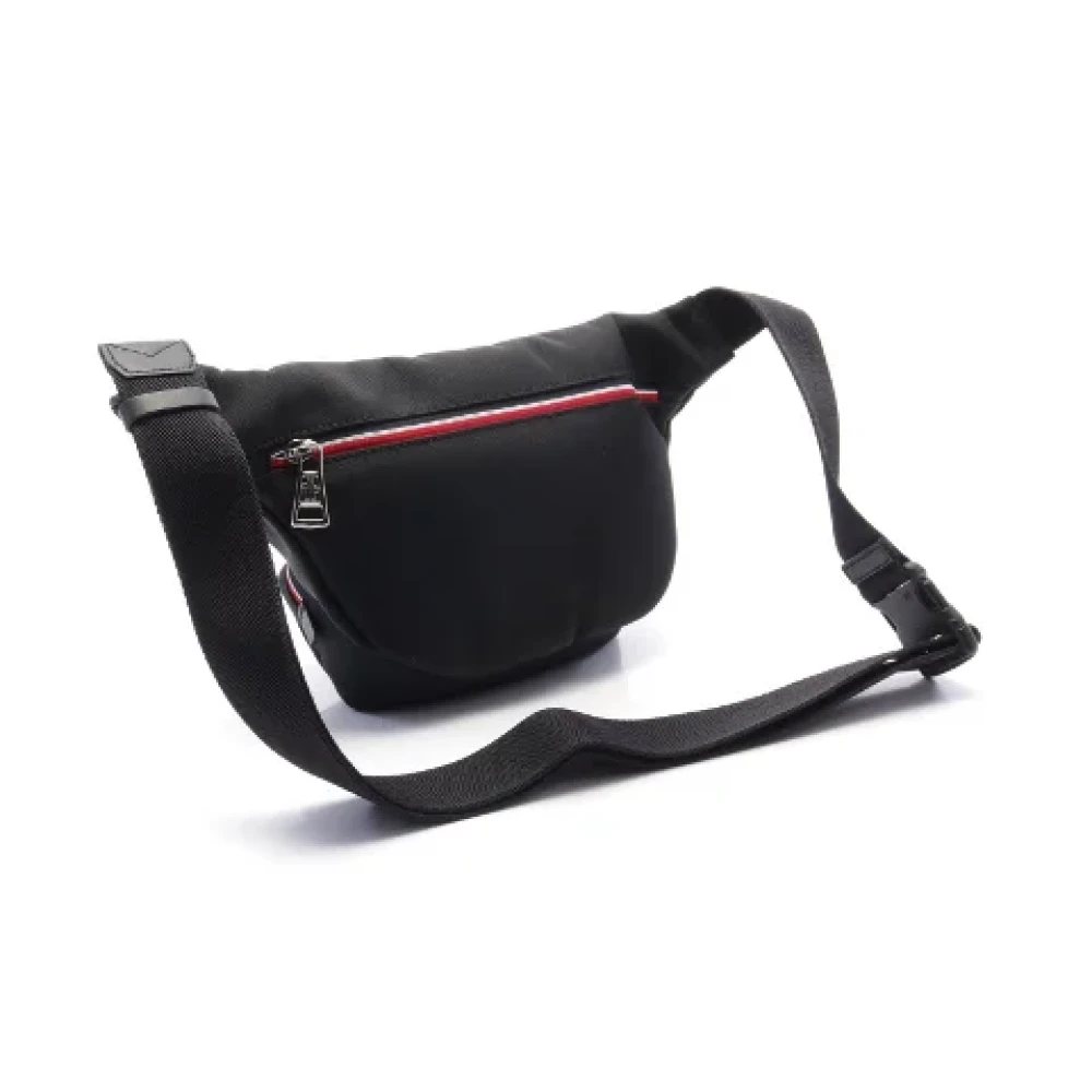 Moncler Pre-owned Canvas shoulder-bags Black Dames