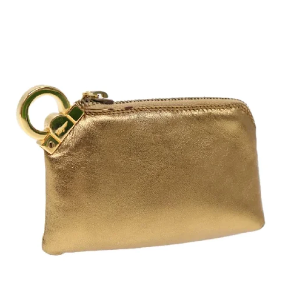 Salvatore Ferragamo Pre-owned Leather wallets Yellow Dames