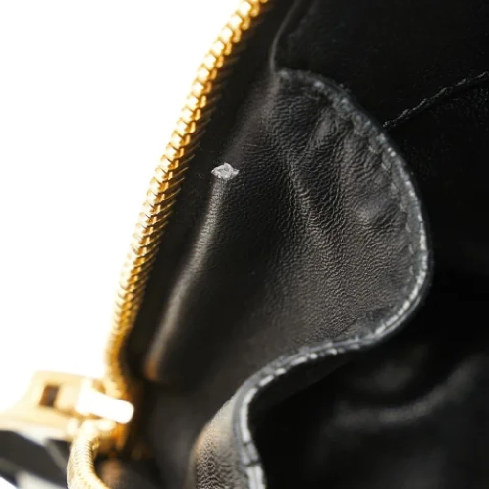Miu Pre-owned Leather handbags Black Dames