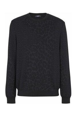 pull-en-maille-monogrammee-et-motif-leopard