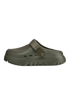 green-woodland-peakmod-ciabatta-shoes