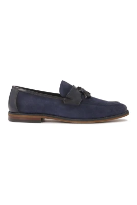Marinblå mocka och slätt läder loafers