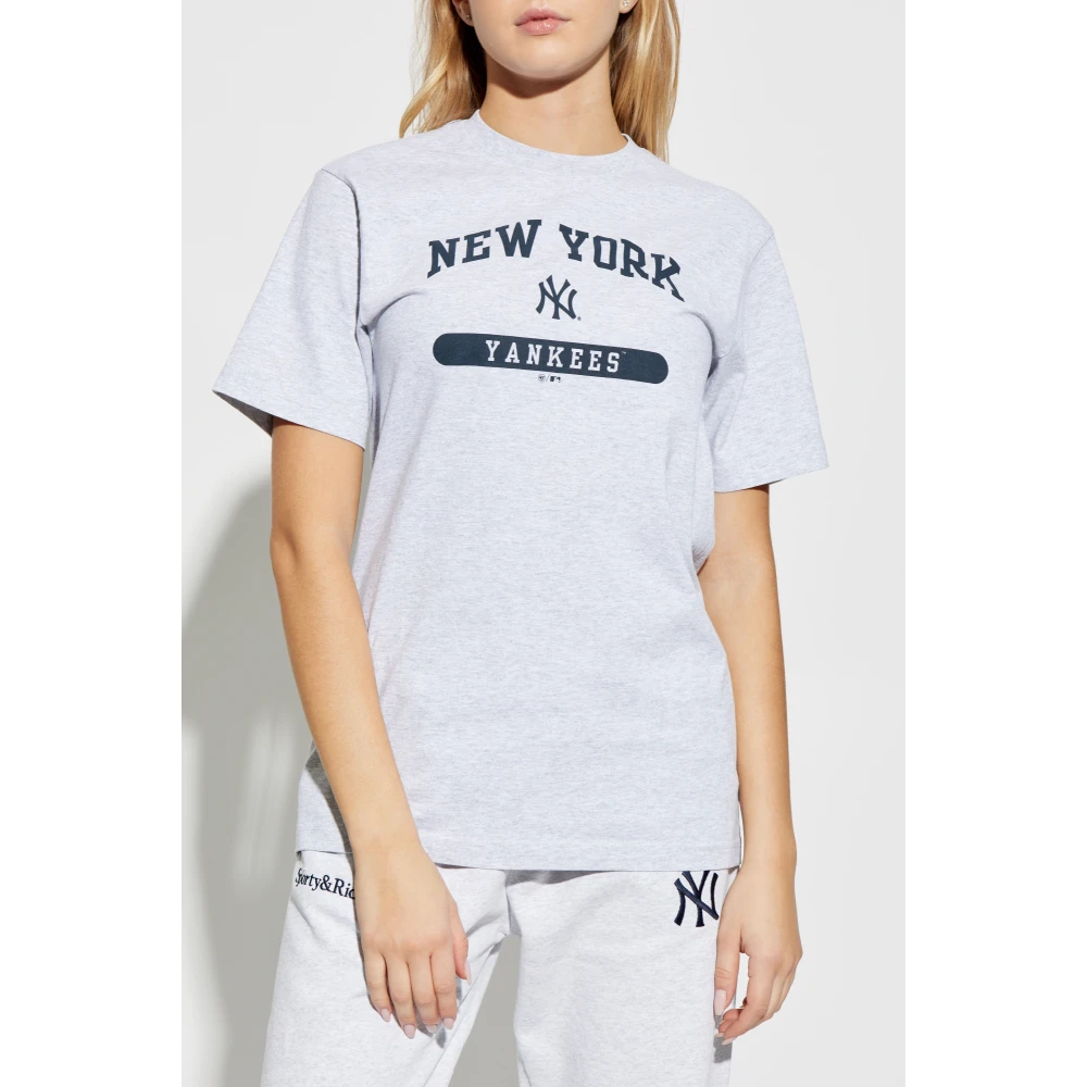 Sporty & Rich T-shirt uit de 47 & The New York Yankees collectie Gray Unisex