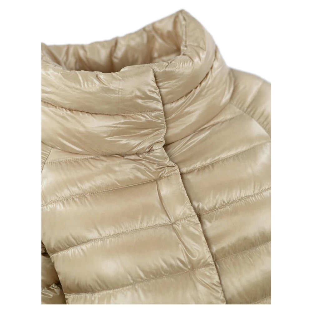 Herno Gewatteerde jack met opstaande kraag in licht zand Beige Dames