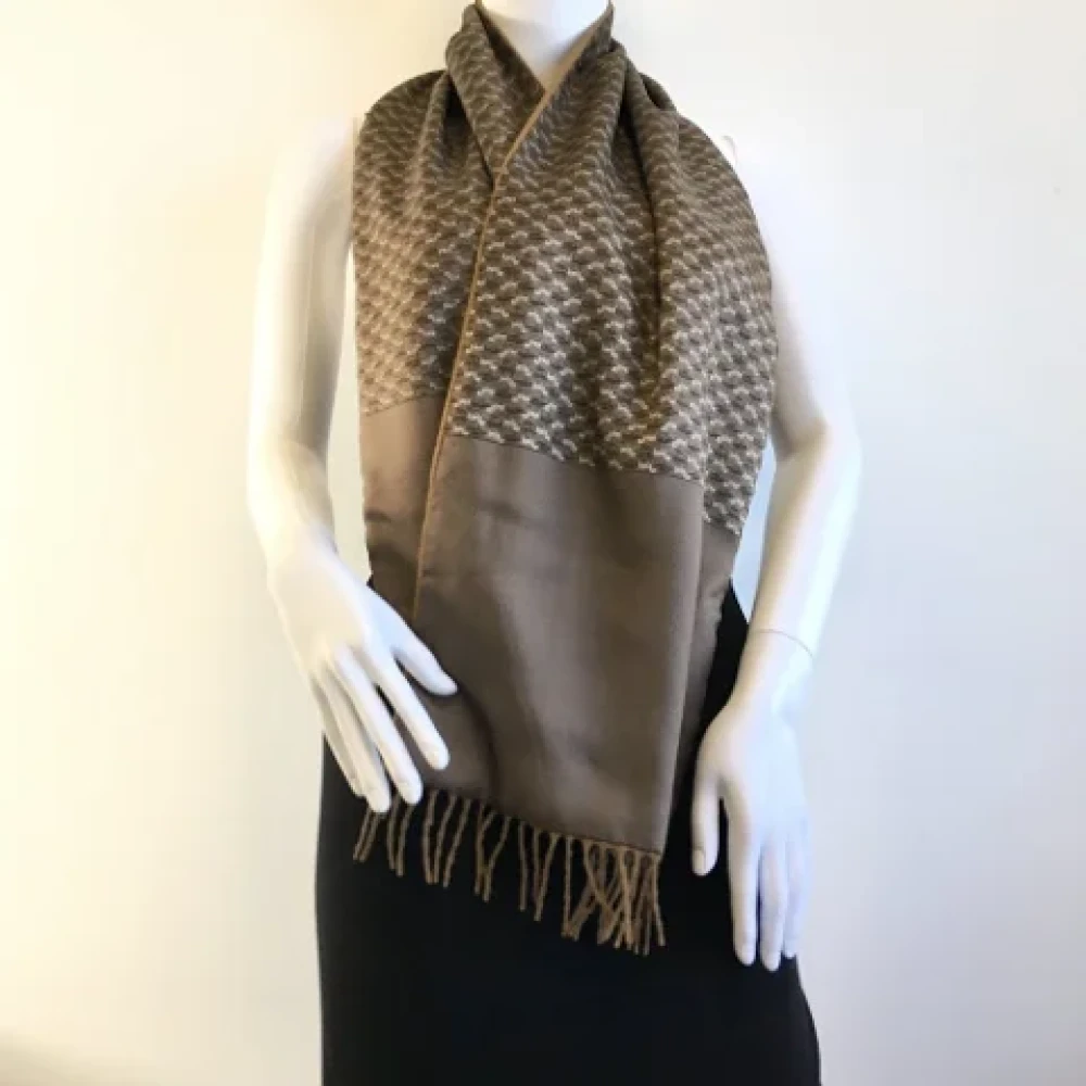 Hermès Vintage Pre-owned Cashmere scarves Brown Dames