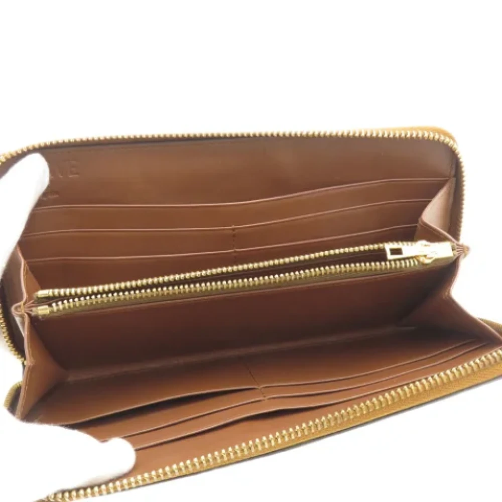 Loewe Pre-owned Leather wallets Brown Dames