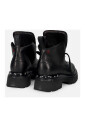 bottines-noires-a-lacets-avec-clous-en-forme-detoile