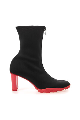black-neoprene-slim-tread-ankle-boots