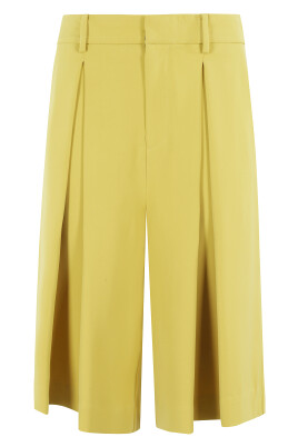 shorts-bermuda-jaune-avec-passants-de-taille
