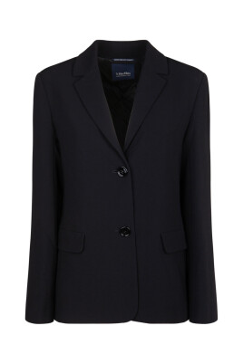 black-single-breasted-blazer