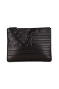 pre-owned-cuir-pochettes-minaudieres