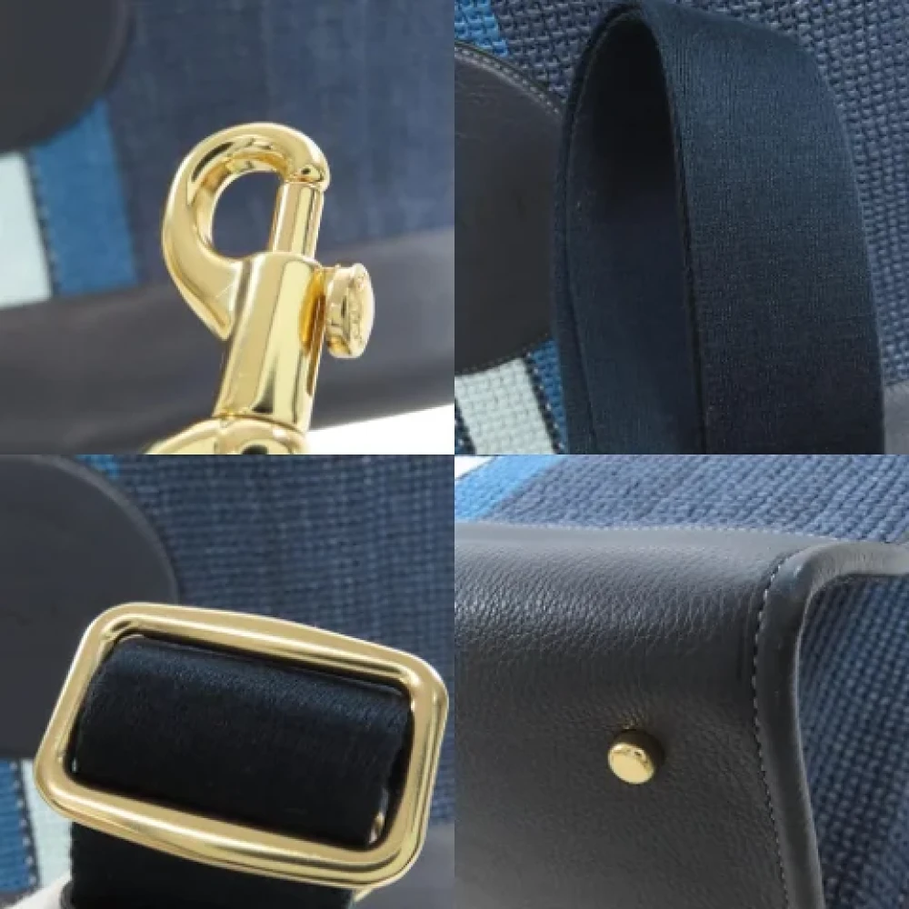 Coach Pre-owned Fabric handbags Blue Dames
