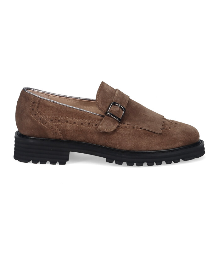 mocassins-en-daim-marron
