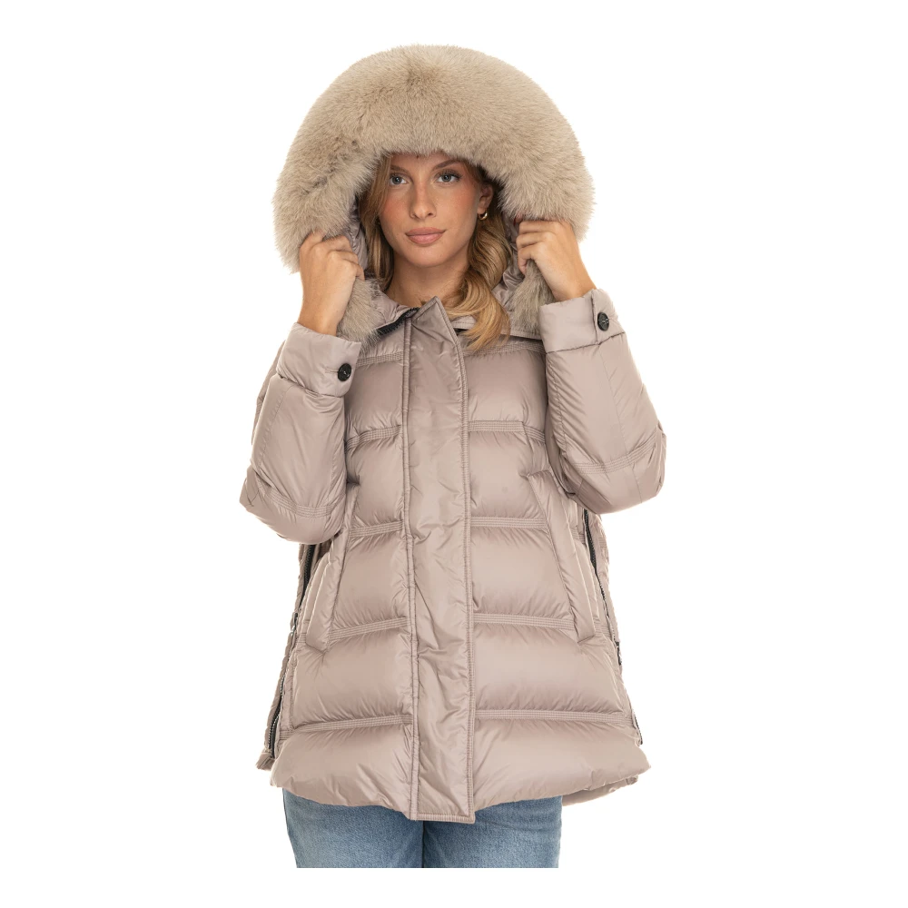 Peuterey Gewatteerd jack met uitlopend ontwerp Beige Dames