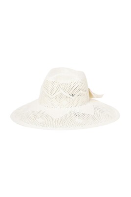 white-straw-sun-hat