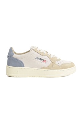 multicolour-sneakers-for-stylish-look