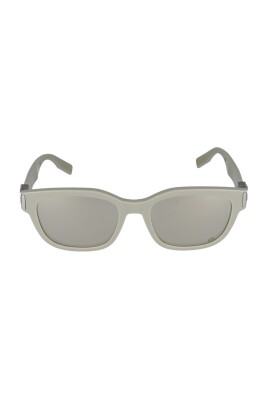 iconic-man-sunglasses