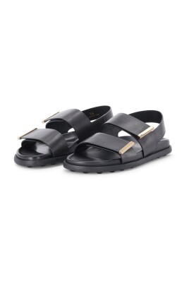 sandales-en-cuir-avec-doubles-lanieres