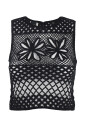 haut-noir-perfore-avec-motif-diamant