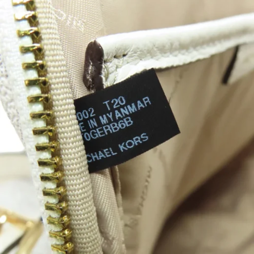 Michael Kors Pre-owned Canvas backpacks White Dames