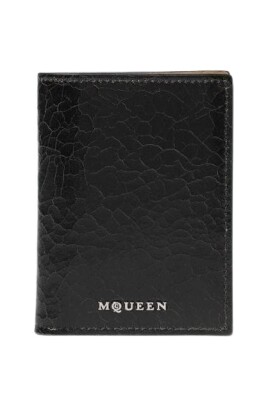 black-leather-bifold-wallet-with-embossed-detailing